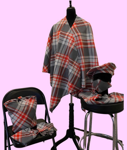 7pc Fleece Poncho Set